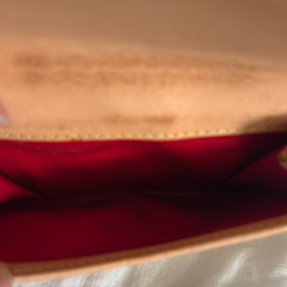 Dooney & Bourke Tan Wallet - Picture 4 of 13